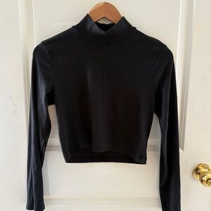 GAP Black Long Sleeve Turtleneck Crop Top